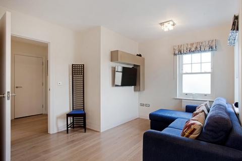 1 bedroom flat for sale, Fulham Road, Fulham, London