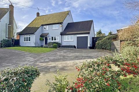 4 bedroom detached house for sale, Saffron Gardens, Wethersfield, Braintree