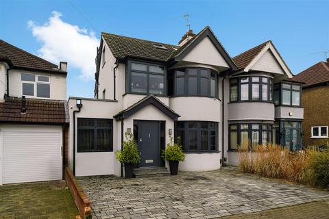 4 bedroom semi-detached house for sale, Cavendish Avenue, Harrow