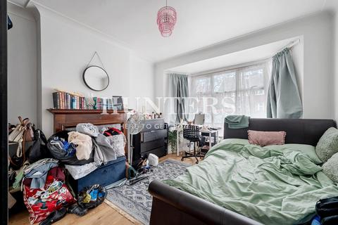 3 bedroom house for sale, Cumbrian Gardens, London, NW2