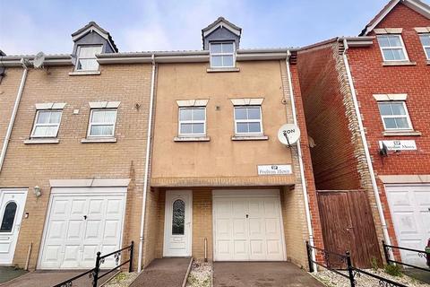 3 bedroom terraced house for sale, Frelton Mews, School Road, Great Yarmouth