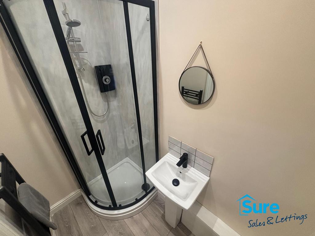 En Suite 2