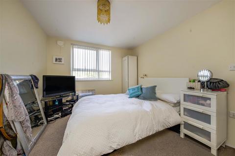 2 bedroom flat for sale, The Uplands, Bricket Wood, St. Albans