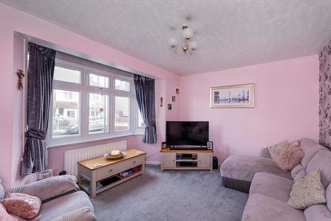 7 Hind Crescent, Erith, DA8 3BP