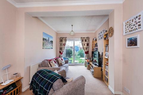 7 Hind Crescent, Erith, DA8 3BP