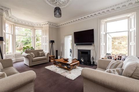 Wester Riggs, 25 Broomieknowe, Lasswade, EH18 1LN