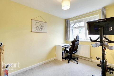 9 Rushdene Walk, Biggin Hill, Westerham, TN16 3UG
