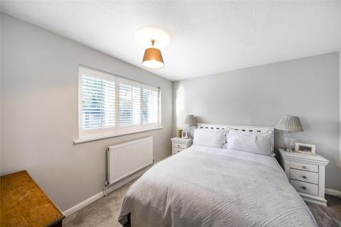 40 Linden Way, Ripley, Woking, GU23 6LW