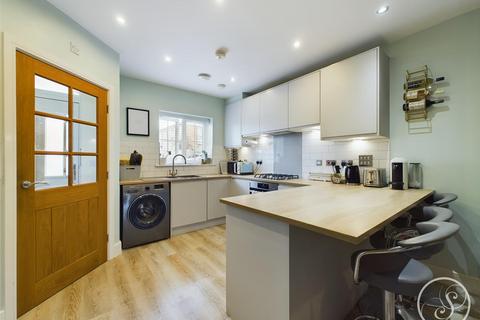 2 bedroom terraced house for sale, Eden Court, Leeds