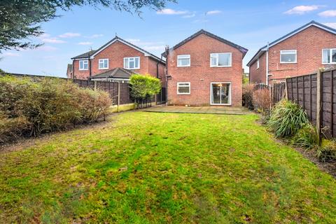 4 bedroom detached house for sale, St. Andrews Close, Rudheath