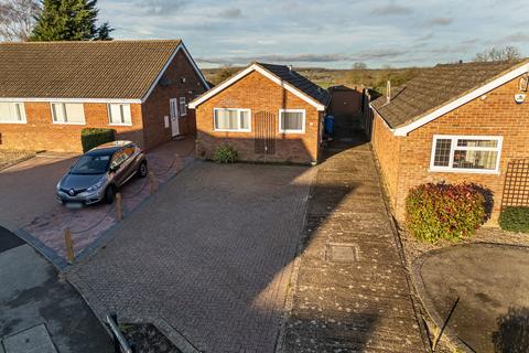 2 bedroom detached bungalow for sale, Scott Avenue, Kettering NN14