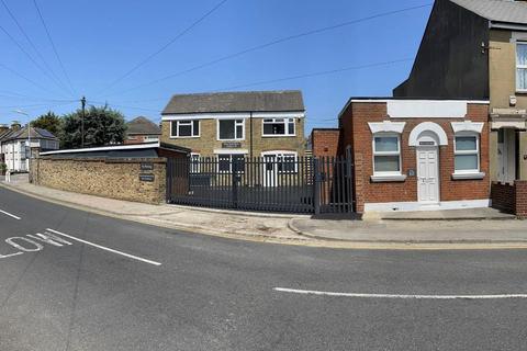 Office to rent, Dover Road East, Gravesend