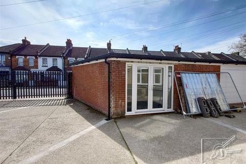 Office to rent, Dover Road East, Gravesend