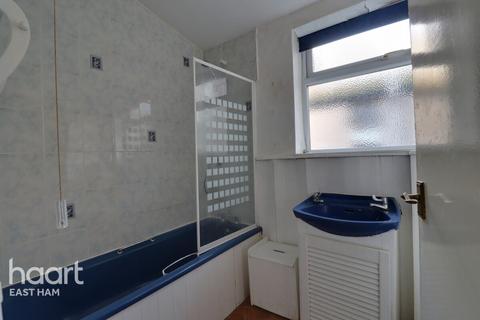 3 bedroom terraced house for sale, Sherrard Road, London