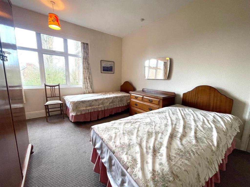 Bedroom 2 (alternate).jpg