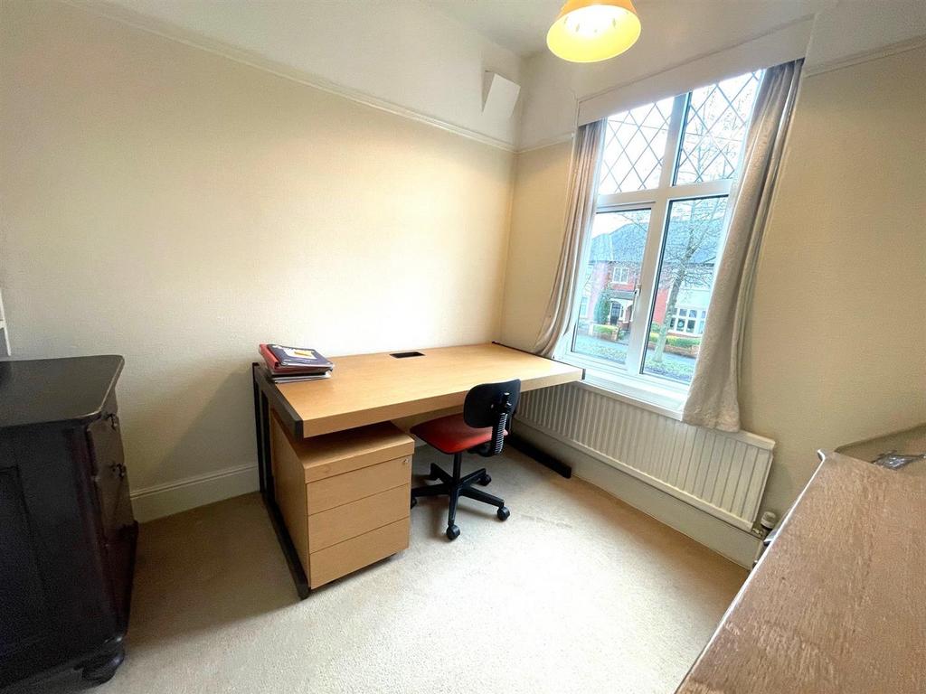 Bedroom 4.jpg