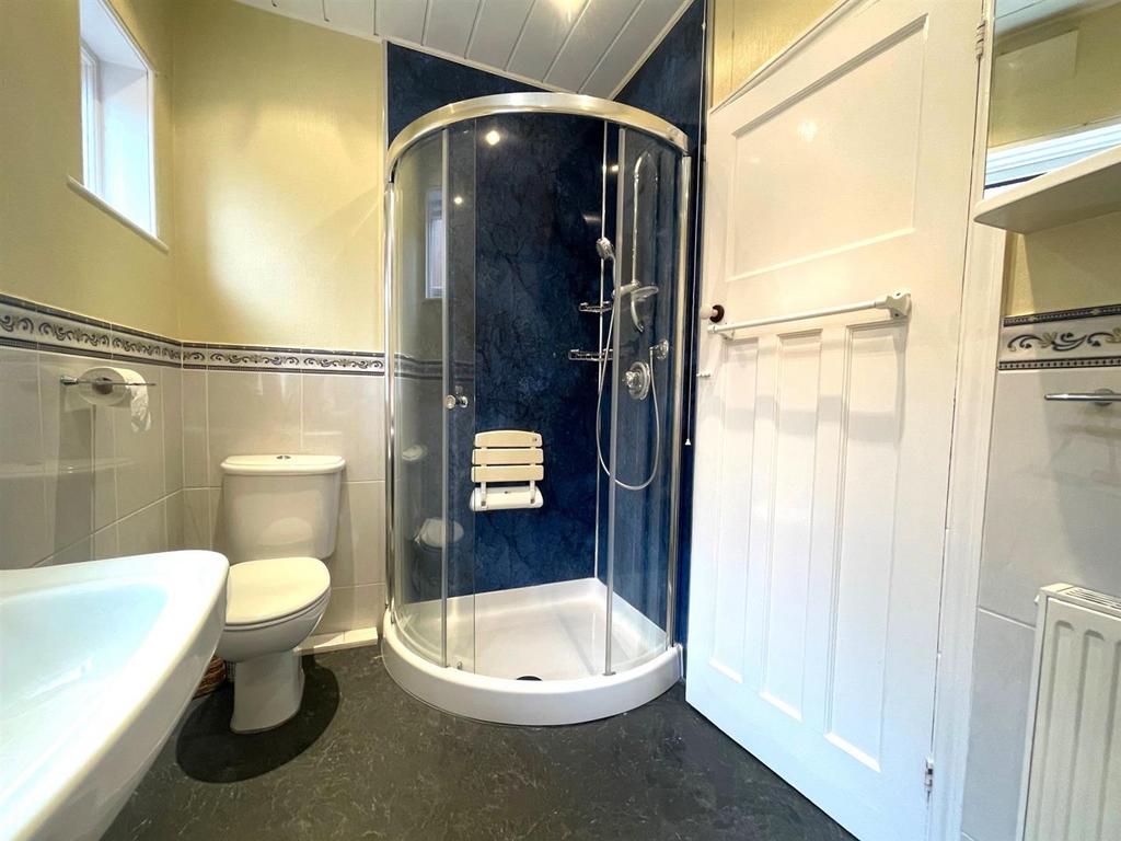 House Bathroom Alternate.jpg