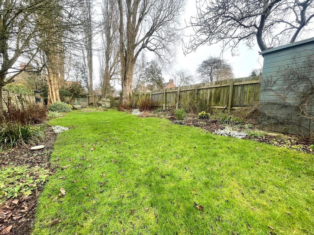 Garden 2.jpg
