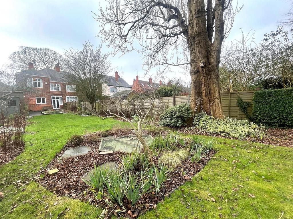 Garden 4.jpg