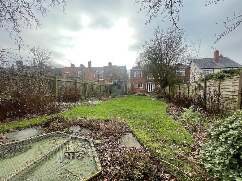Garden 5.jpg