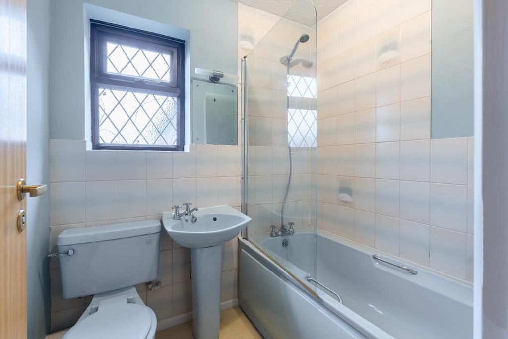 Bathroom-1.jpg