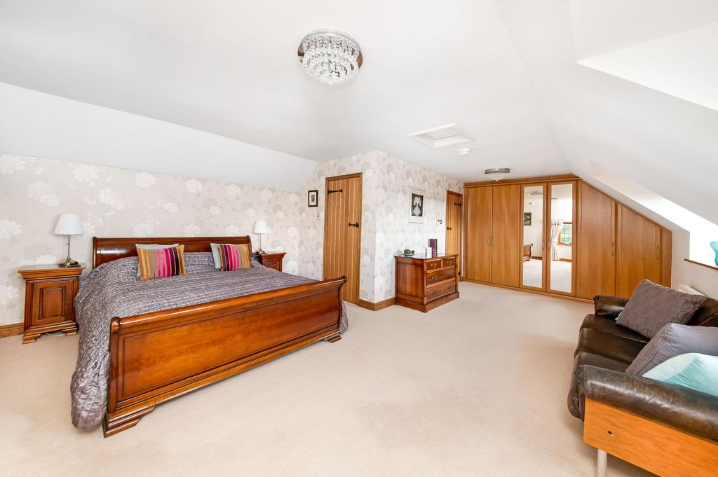 Bedroom five/guestroom