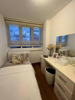 3 bedroom maisonette to rent, Old Street, Old Street, London, EC1V