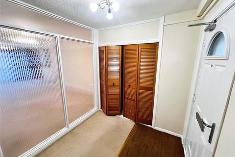 2 bedroom flat to rent, Shirley Road, Wallington SM6