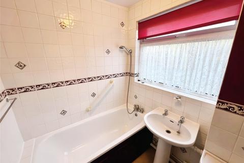 2 bedroom flat to rent, Shirley Road, Wallington SM6