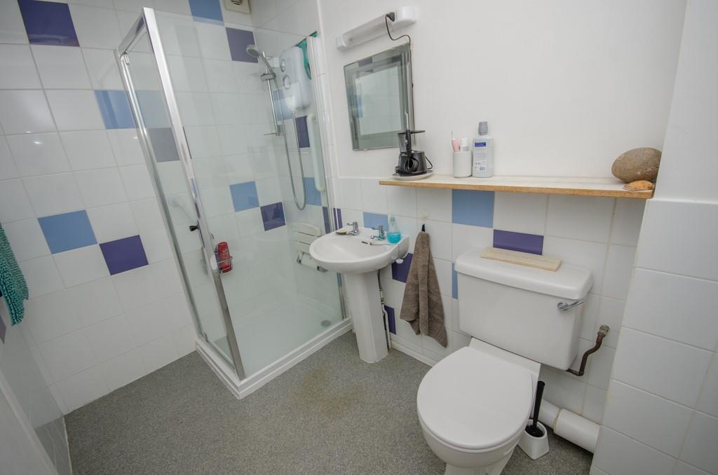 Shower room.jpg