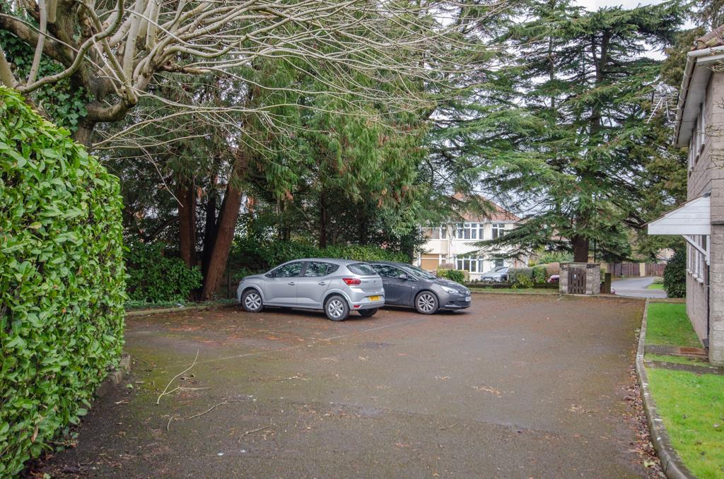 Parking.jpg