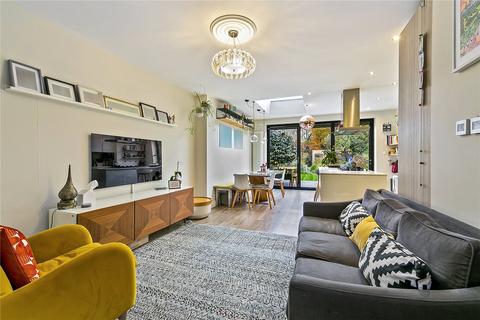 4 bedroom semi-detached house for sale, St. Leonards Road, London, SW14