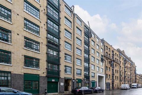 2 bedroom flat to rent, Wapping Wall, London E1W