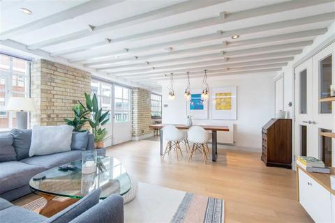 2 bedroom flat to rent, Wapping Wall, London E1W