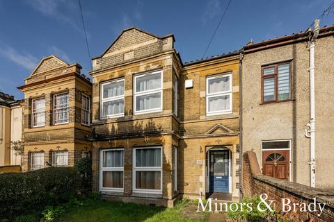 1 bedroom flat to rent, Catton Grove Road, Norwich, NR3