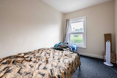 1 bedroom flat to rent, Catton Grove Road, Norwich, NR3