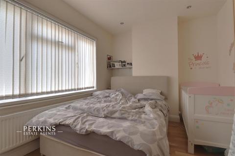 2 bedroom maisonette for sale, Hanwell, W7