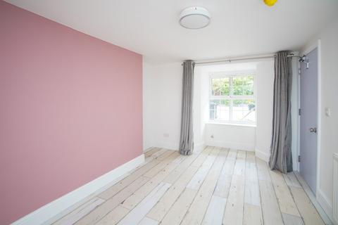 2 bedroom flat to rent, Cheltenham Road, Bristol BS6