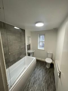 9 bedroom house to rent, Wellington Road, Manchester M20