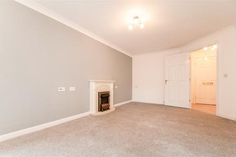 1 bedroom flat for sale, Fairweather Court, Darlington DL3