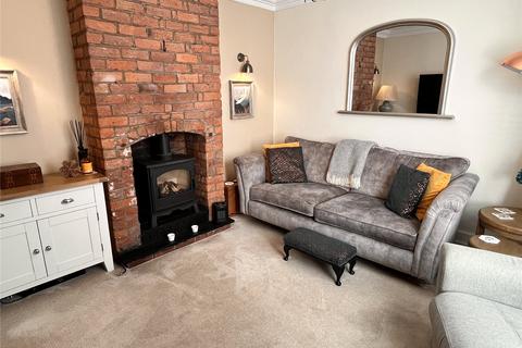 2 bedroom end of terrace house for sale, Queen Street, Castlefields, Shrewsbury, Shropshire, SY1