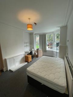 8 bedroom house to rent, 14 Amherst Road, Amherst Road, Manchester M14