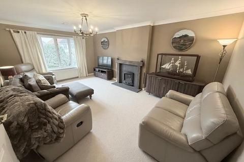 4 bedroom detached house for sale, Dovecot Way, Dunfermline