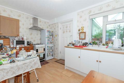 3 bedroom semi-detached house for sale, Cumbrian Close, Worthing BN13