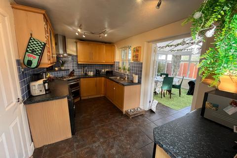 3 bedroom semi-detached house for sale, Swallow Close, Kendal, LA9