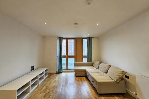 1 bedroom apartment to rent, Watermans Place Wharf Approach, Leeds LS1