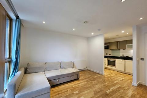 1 bedroom apartment to rent, Watermans Place Wharf Approach, Leeds LS1