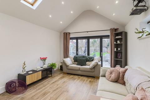 4 bedroom end of terrace house for sale, Watnall Road, Nuthall, Nottingham, NG16