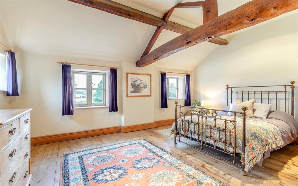 Prinicpal Bedroom