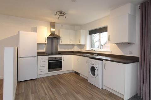 2 bedroom flat to rent, Holly Way, Leeds, West Yorkshire, UK, LS14